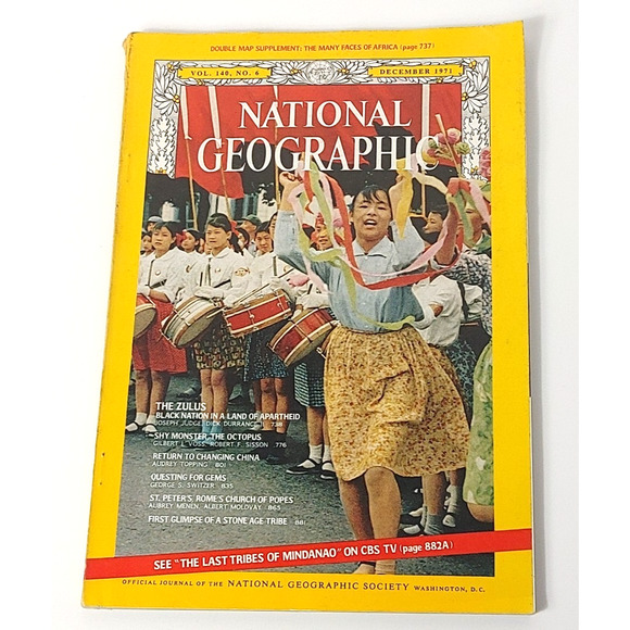 National Geographic Magazine December 1971 NO MAP Zulus Octopus Gems Tribe - Picture 1 of 9